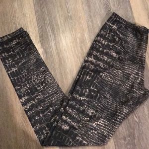 Alexander McQueen Snake Print Legging Medium